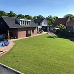 Prachtig Royaal 펜션 *